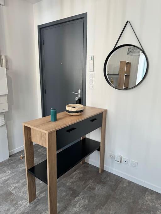 Appartement Cosy Et Lumineux Dans Village Medieval Boulieu-les-Annonay エクステリア 写真